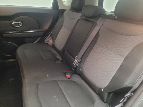 Used 2019 Kia Soul + w/ Audio Package image 18