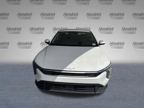 Used 2025 Kia K4 FWD image 3
