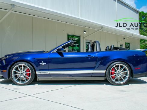 Used 2012 Ford Mustang Shelby GT500 w/ Electronics Pkg RWD image 5
