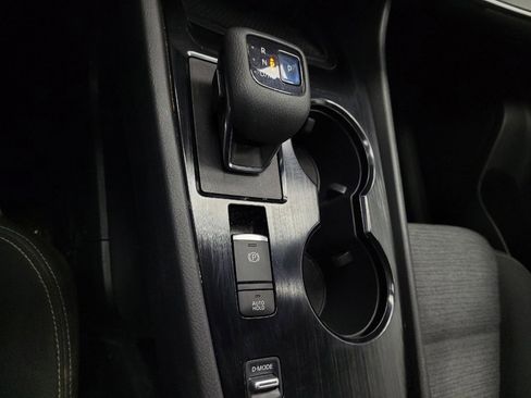 Used 2022 Nissan Rogue SV FWD image 26