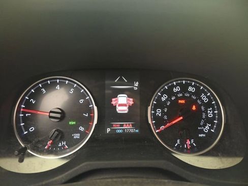 Used 2019 Toyota RAV4 LE w/ All Weather Liner Package image 18