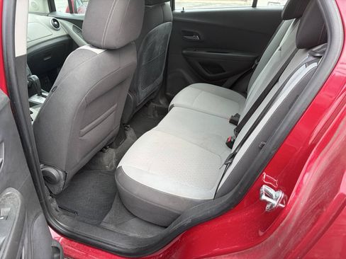 Used 2015 Chevrolet Trax LS w/ LPO, Protection Package FWD image 11