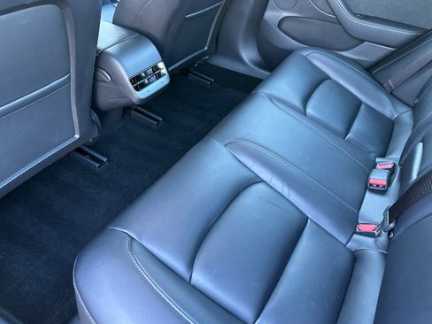 Used 2023 Tesla Model 3 Standard Range RWD image 8