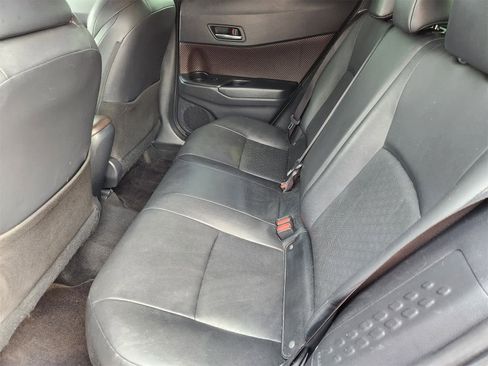 Used 2019 Toyota C-HR Limited image 24