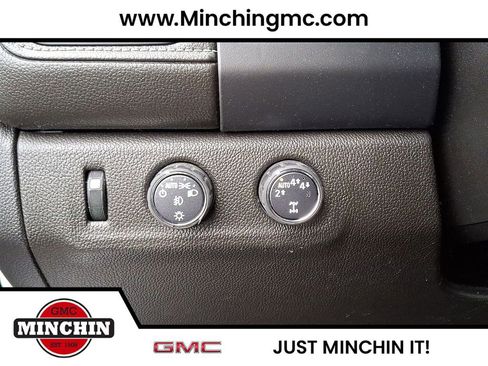 Used 2021 GMC Canyon Denali image 36