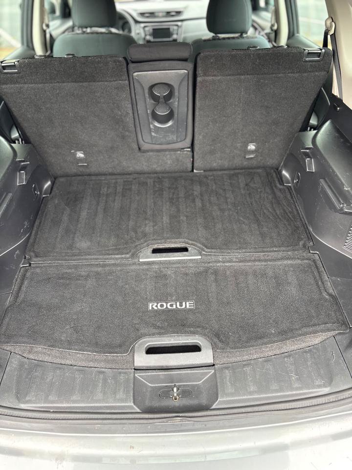 Used 2018 Nissan Rogue S FWD image 20
