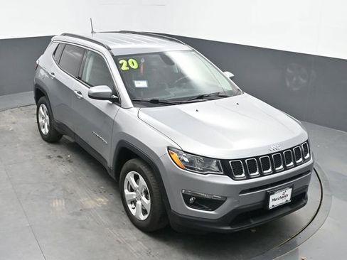 Used 2020 Jeep Compass Latitude w/ Cold Weather Group image 25