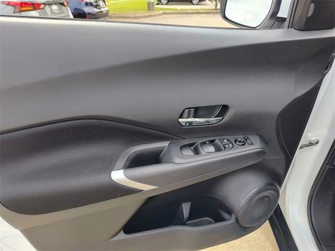 Used 2023 Nissan Kicks SV image 20