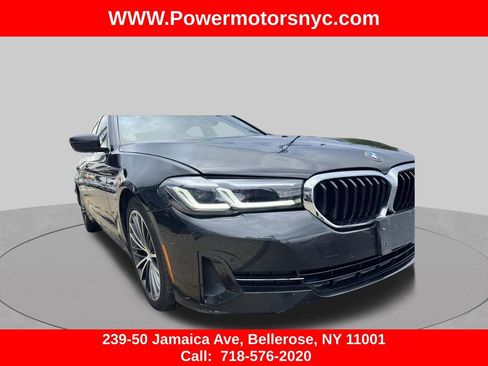 Used 2022 BMW 530i xDrive w/ Convenience Package AWD/4WD image 11