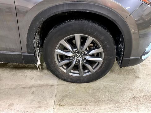 Used 2023 MAZDA CX-9 Touring image 4