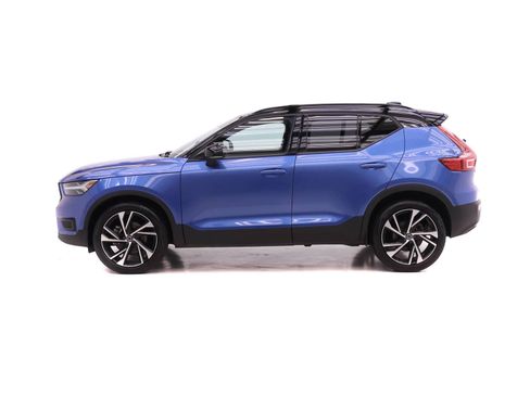 Used 2021 Volvo XC40 T5 R-Design w/ Climate Package AWD/4WD image 3