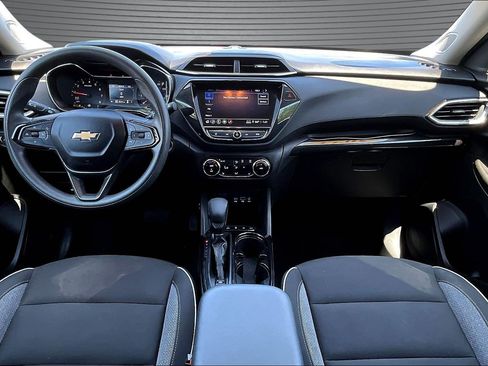 Used 2023 Chevrolet TrailBlazer LT w/ Convenience Package AWD/4WD image 7