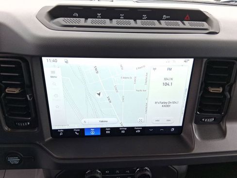 New 2026 Ford Bronco Badlands image 13