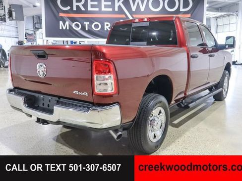 Used 2024 RAM 2500 Tradesman w/ Chrome Appearance Group AWD/4WD image 4