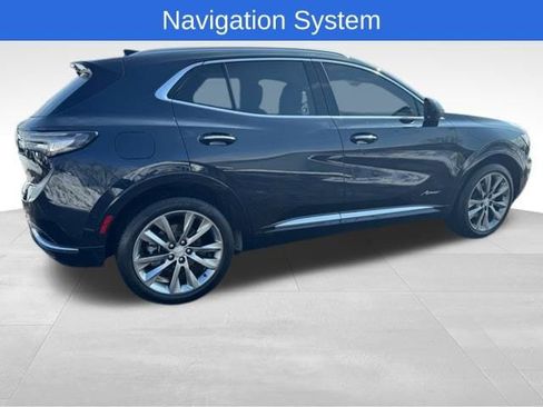 Used 2021 Buick Envision Avenir w/ Technology Package II image 2