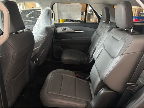 New 2026 Ford Explorer Active w/ Active Comfort Package AWD/4WD image 26