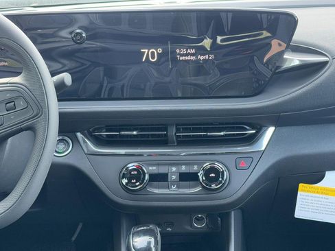 New 2026 Buick Envista Preferred w/ Convenience II Package FWD image 13