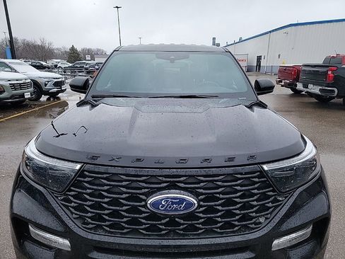 Used 2022 Ford Explorer ST-Line image 2