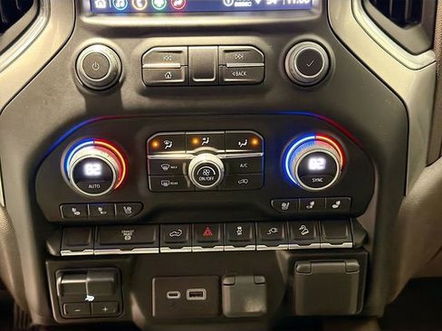 Certified 2023 Chevrolet Silverado 3500 LTZ w/ LTZ Convenience Package image 14