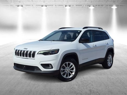 Certified 2022 Jeep Cherokee Latitude Lux AWD/4WD image 1