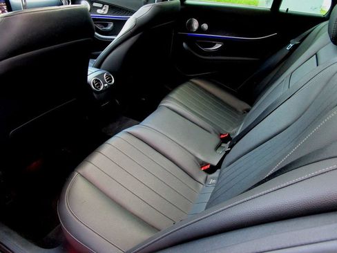 Used 2021 Mercedes-Benz E 350 4MATIC Sedan w/ Premium Package image 17