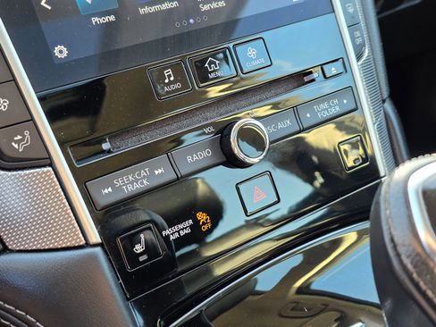 Used 2018 INFINITI Q50 Sport image 27