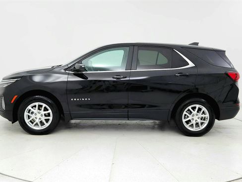 Used 2024 Chevrolet Equinox LT image 2