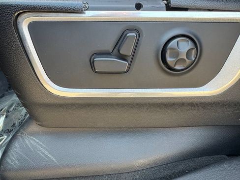 Used 2019 RAM 1500 Laramie AWD/4WD image 20