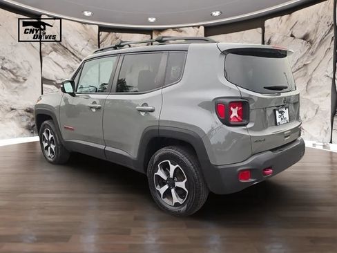 Used 2021 Jeep Renegade Trailhawk AWD/4WD image 7