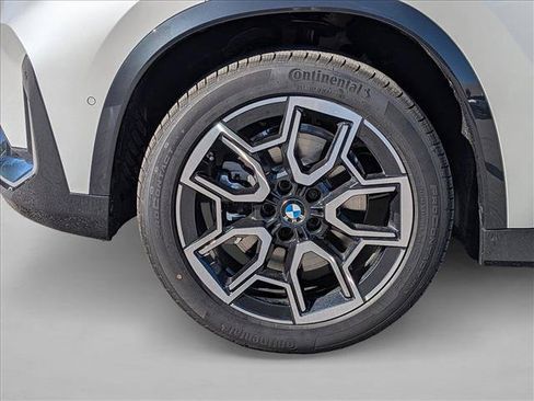 New 2026 BMW X1 xDrive28i w/ Technology Package AWD/4WD image 10
