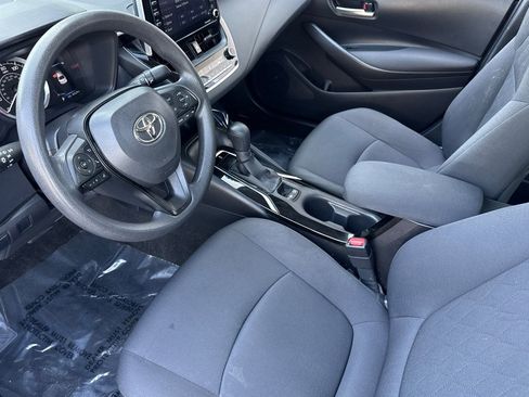 Used 2021 Toyota Corolla LE w/ LE Convenience Package FWD image 11