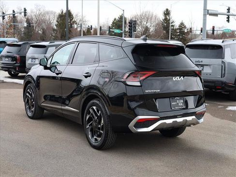 Used 2025 Kia Sportage SX image 4
