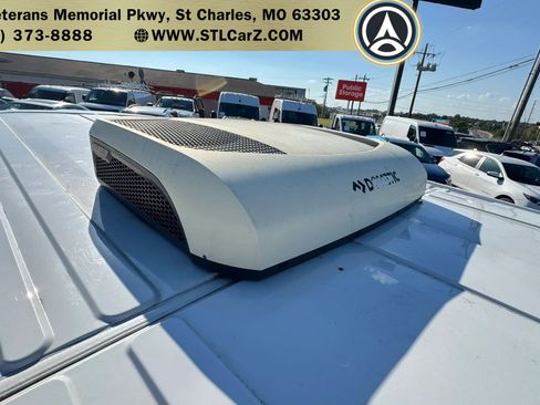 Used 2021 Ford Transit 250 Low Roof w/ Exterior Upgrade Package RWD image 16