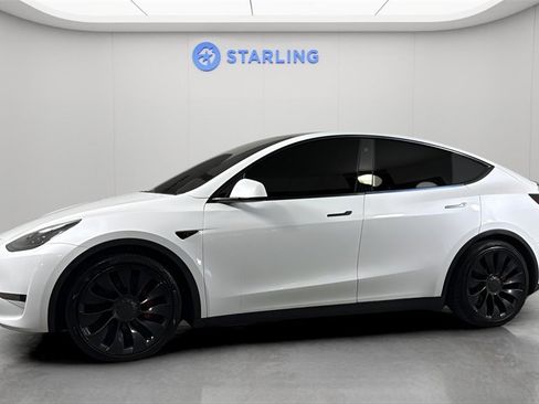 Used 2022 Tesla Model Y Performance image 3