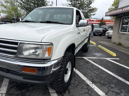 Used 1995 Toyota T100 SR5 image 13