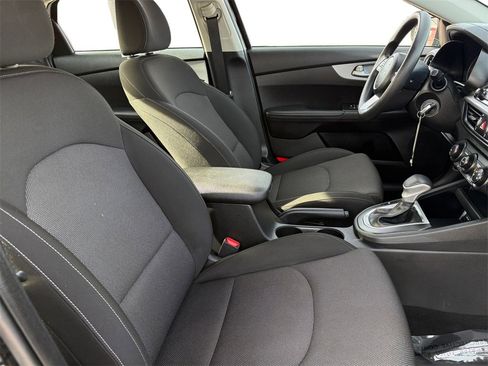 Certified 2023 Kia Forte LXS image 14