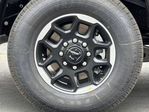 New 2025 RAM 2500 Laramie AWD/4WD image 25