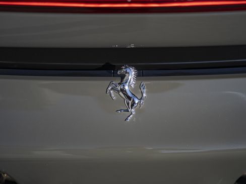 Certified 2025 Ferrari SF90 Spider image 9