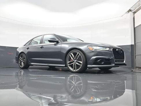 Used 2017 Audi S6 Prestige w/ Prestige Package image 20