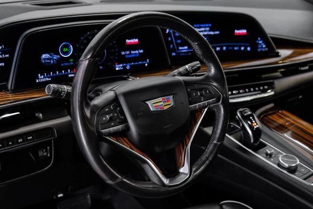 Used 2021 Cadillac Escalade ESV Premium Luxury AWD/4WD image 23