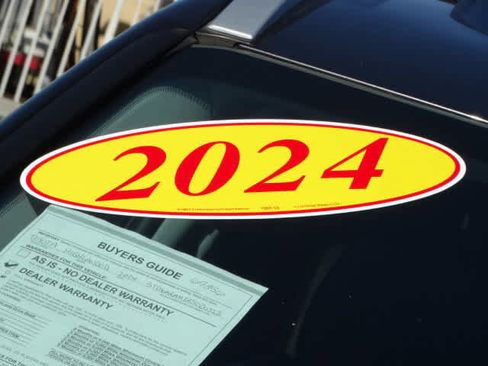 Certified 2024 Toyota Highlander XLE image 6