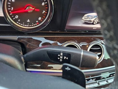 Used 2019 Mercedes-Benz E 300 image 19