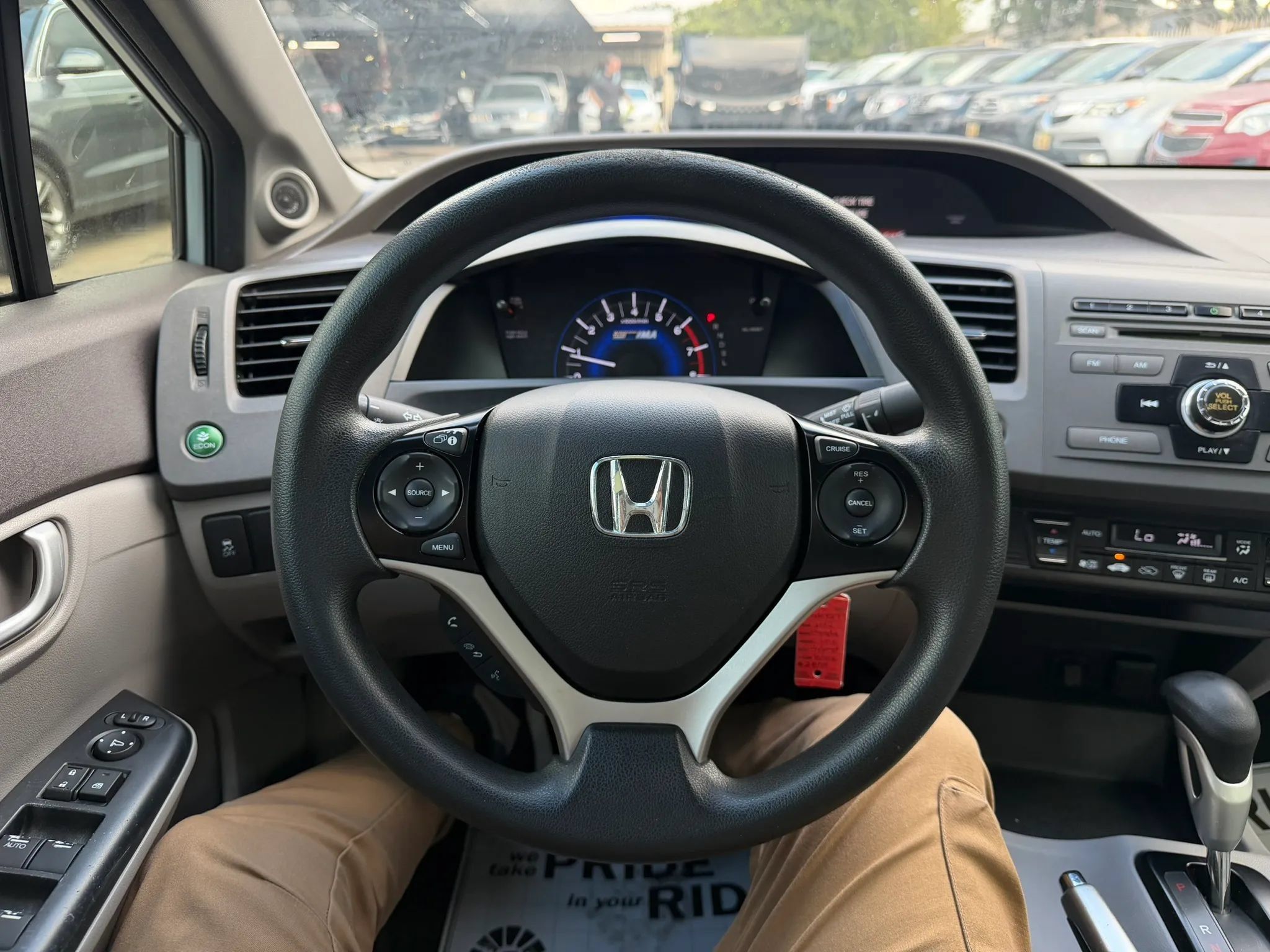 Used 2012 Honda Civic Hybrid Sedan image 29