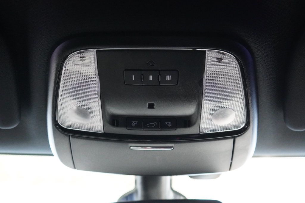 Used 2024 Dodge Durango R/T w/ Blacktop Package AWD/4WD image 28