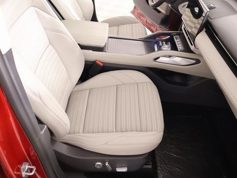 New 2026 Lincoln Nautilus Reserve w/ Jet Appearance Package image 13