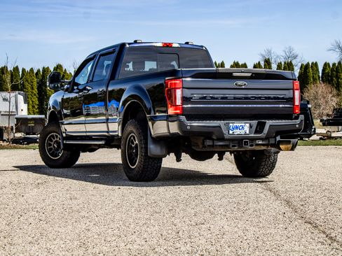 Used 2021 Ford F250 Lariat image 7