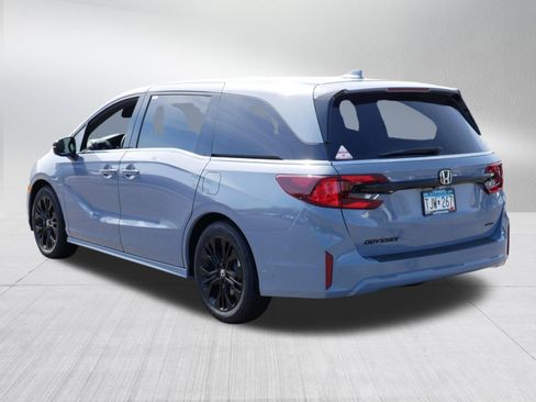 Used 2026 Honda Odyssey Sport-L image 5