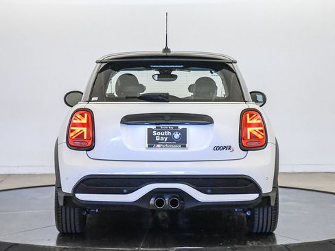 Certified 2024 MINI Cooper S FWD image 3