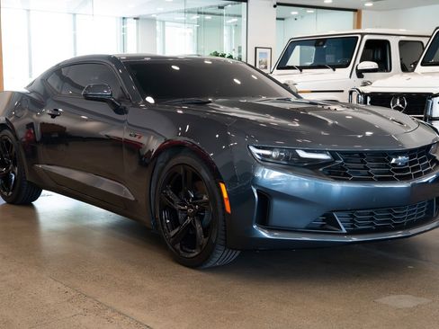 Used 2023 Chevrolet Camaro LT RWD image 3