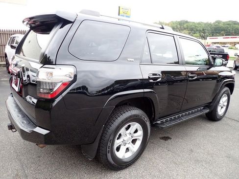 Used 2020 Toyota 4Runner SR5 image 7